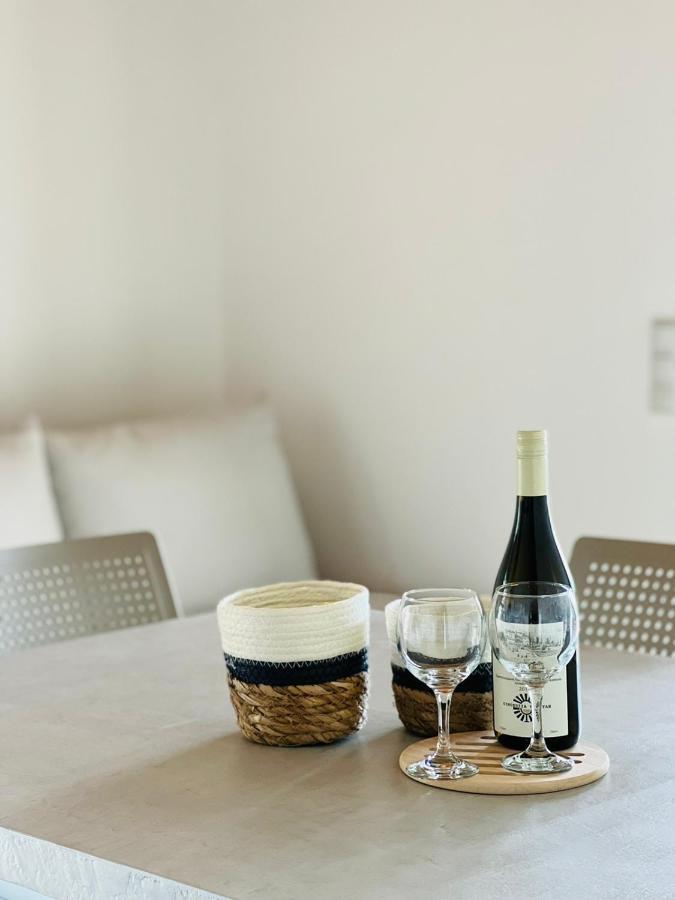 Gargarou Residences Kompoi Bagian luar foto